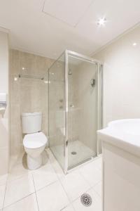 Koupelna v ubytování ibis Styles Canberra