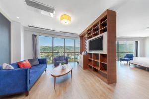 Μια τηλεόραση ή/και κέντρο ψυχαγωγίας στο Dedeman Tokat