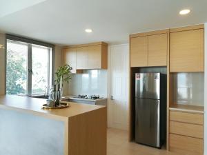 Köök või kööginurk majutusasutuses Santubong Suites A Just Like Home Damai