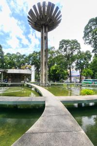 
The swimming pool at or close to OYO 556 KASA Hotel
