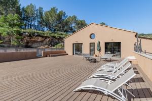 Photo de la galerie de l'établissement Loft d'architecte au coeur d'un domaine viticole, à La Cadière-dʼAzur