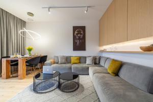 Część wypoczynkowa w obiekcie Apartament nad jeziorem Długim Leśna # 28