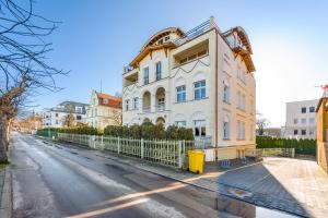 Budova, v ktorej sa apartmán nachádza
