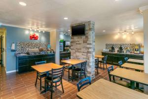 Gallery image of Quality Inn Rawlins I-80 in Rawlins