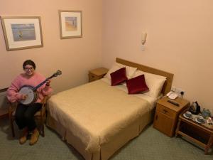 Rathbaun Hotel 객실 침대