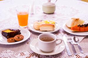 Opções de café da manhã disponíveis para hóspedes em Grand Residences Pousadas