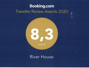 Certifikát, hodnocení, plakát nebo jiný dokument vystavený v ubytování River House