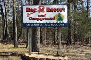 Afbeelding uit fotogalerij van Bar M Resort & Campground in Branson West