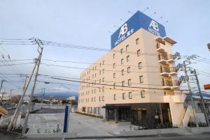 Budova, kde se hotel nachází + 23 fotografií