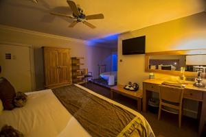 Postel nebo postele na pokoji v ubytování The Frenchgate Restaurant & Hotel
