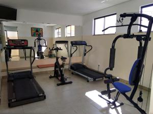 Fitness centrum a/nebo fitness zařízení v ubytování Esplendor Palace Hotel