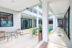 Balkón nebo terasa v ubytování Tina Boutique Resort