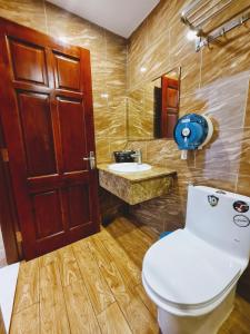 Koupelna v ubytování Hoàng Gia Hotel Côn Đảo