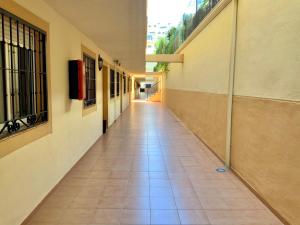Fotografia z galérie ubytovania Apartamento de 2 dormitorios, gran terraza, vistas al mar cerca playa Carvajal v destinácii Benalmádena