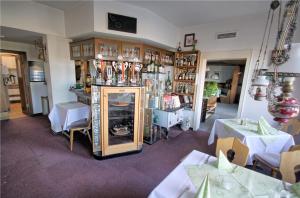 Gallery image of Lechstedter Obstweinschänke in Bad Salzdetfurth +16 photos