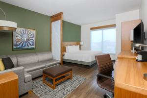 TV a/nebo společenská místnost v ubytování Hyatt Place Waco - South