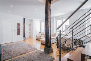 Gallery image of Nerbioi apartment by People Rentals in Bilbao