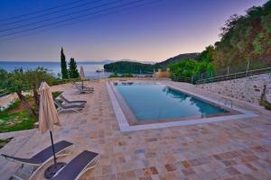 Gallery image of Paleopetres K-Three - Premium Double Suite - Kalami - in Kalami
