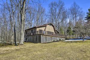 Foto dalla galleria di Springwater Cabin Near Hiking, Lakes, and Vineyards a Springwater