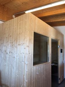 A television and/or entertainment centre at Gutshof Harlandleiten