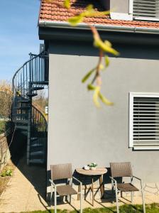 Balkón nebo terasa v ubytování Apartmán U ZÁMECKÉ DYJE