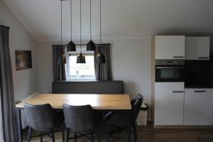 Dapur atau dapur kecil di De Bijsselse Enk, Noors chalet 1 +10 gambar
