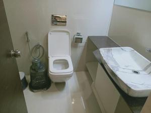 Koupelna v ubytování HOTEL AIRPORT INN ONE