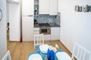 Kuchyň nebo kuchyňský kout v ubytování Valle dei Mulini - Apartment