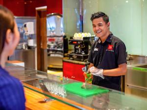 Majutusasutuse Ibis Bandung Trans Studio külastajad