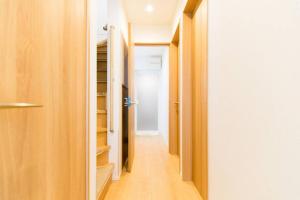 Galería fotográfica de CuteFamilyHouse! 3LDK 6minShinjuku 3minJRsta Cozy,Fun,Bright! KidsFree Under6yrs en Tokio