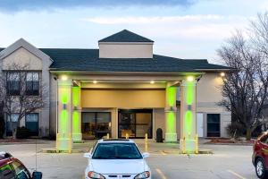 Gallery image of Quality Inn in Michigan City