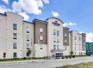 Gallery image of Candlewood Suites Dallas NW - Farmers Branch, an IHG Hotel in Farmers Branch