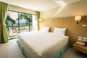 Gallery image of Studio apartments on a hill in Kathu +14 photos