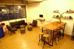 Istumisnurk majutusasutuses Chiayi Petite Hostel