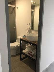 Phòng tắm tại Suites André Confort Ejecutivo