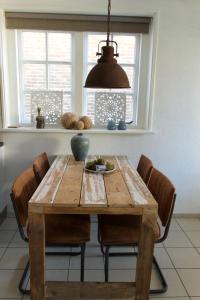 Dining area sa apartment