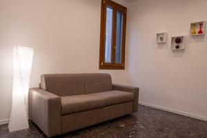 A seating area at The Heart of San Marco - WiFi