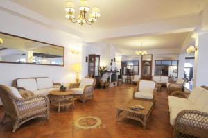 Uma área de estar em Hotel Villaggio Stromboli - isola di Stromboli