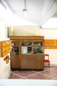 A kitchen or kitchenette at Sleeping Beauty Apartment City Center!!