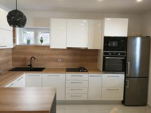Imagen de la galería de Apartman Maja, en Baška Voda