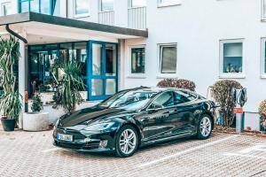 Fotografie z fotogalerie ubytování Hotel Schwertfirm v destinaci Karlsfeld