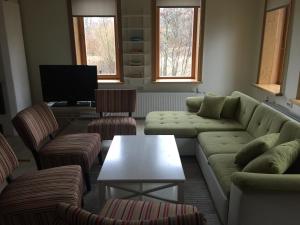 Posezení v ubytování Mokko Lakehouse + 37 fotografií