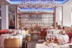 Nápoje v ubytování Myconian Korali Relais & Chateaux