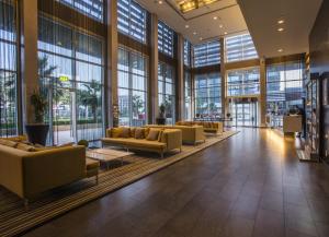 Posezení v ubytování Centro Yas Island-by Rotana