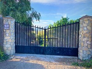 Fotografie z fotogalerie ubytování Vivelorural Casa y piscina en Zahara de la Sierra v destinaci Zahara de la Sierra