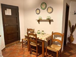 Fotografia z galérie ubytovania Vivelorural casa en pueblo de Zahara de la Sierra v destinácii Zahara de la Sierra