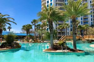 Foto da galeria de Pool Paradise with 75" TV in The Palms of Destin em Destin