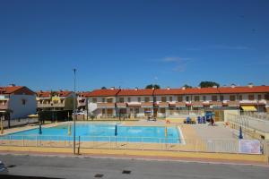 Bazén v ubytování Residence Sole e Mare appartamenti nebo v jeho okolí