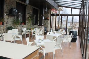 Restoranas ar kita vieta pavalgyti apgyvendinimo įstaigoje Hostal Cabañas