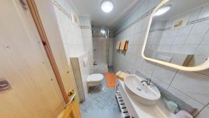 Koupelna v ubytování Apartementhaus Schöndorfer